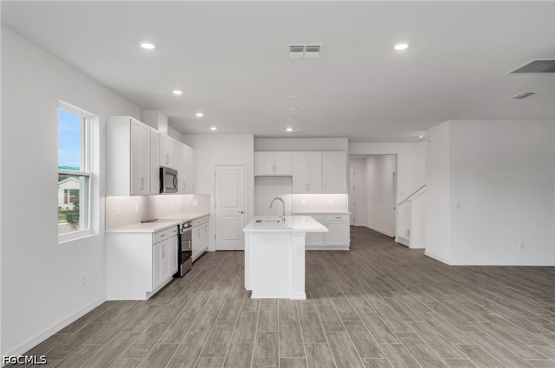 4 Bed SingleFamilyResidence for Sale in Turnleaf, photo 25