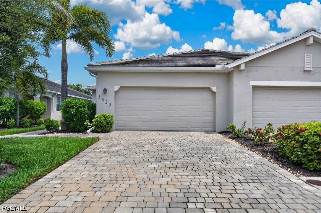 3 Bed SingleFamilyResidence for Sale in Castalina, FL — photo 25