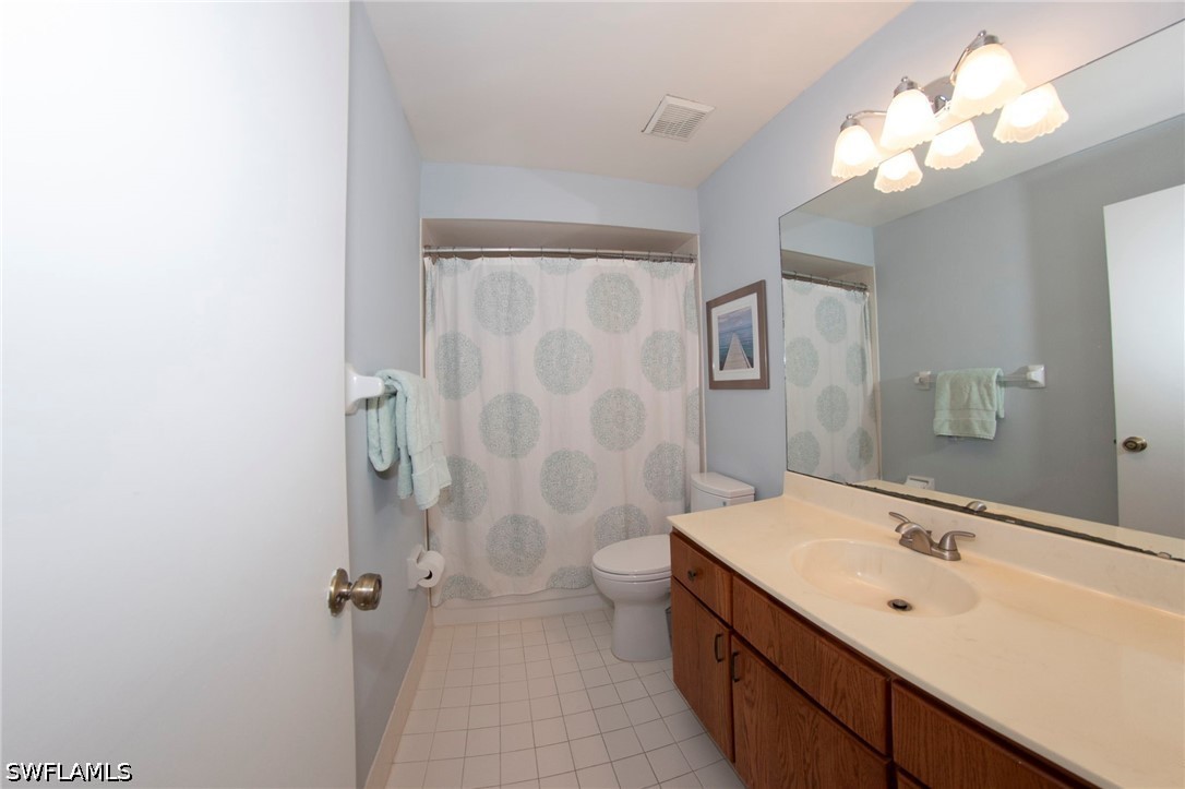 2 Bed Waterfront Home for Sale in Fort Myers, photo 25