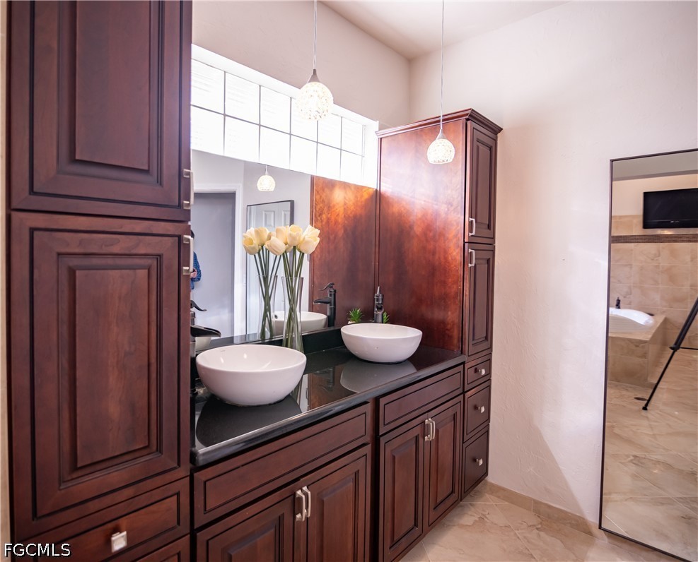 3 Bed Waterfront Home for Sale in Harborage, FL, $879,900 — photo 25
