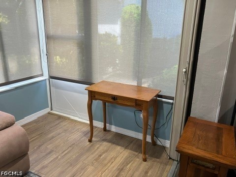 2 Bed Attached for Sale in Myerlee Circle Condo, FL, $1,900 — photo 25