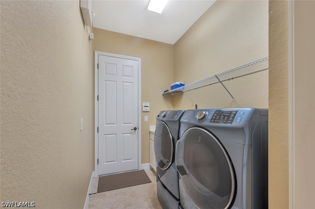 5 Bed Pool Home for Sale in Bella Terra, FL, $4,750 — photo 25