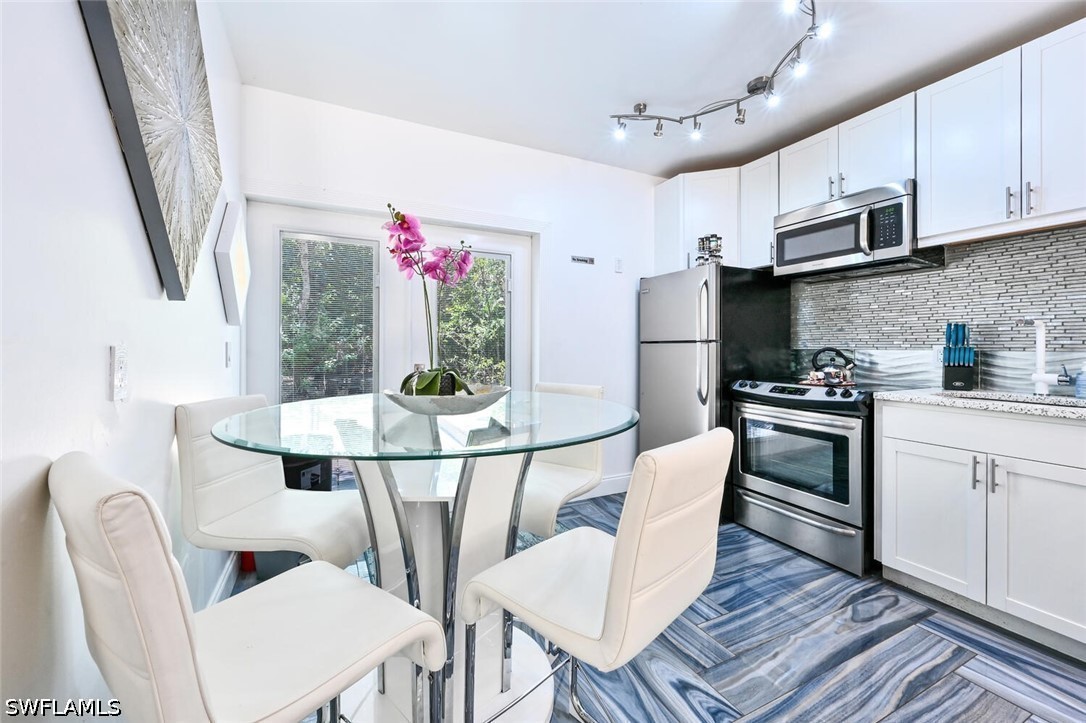 3 Bed SingleFamilyResidence for Sale in Naples, FL, $5,500 — photo 25