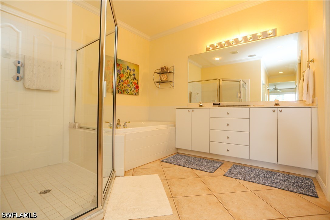 2 Bed Waterfront Home for Sale in Bonita Springs, FL, $7,500 — photo 25