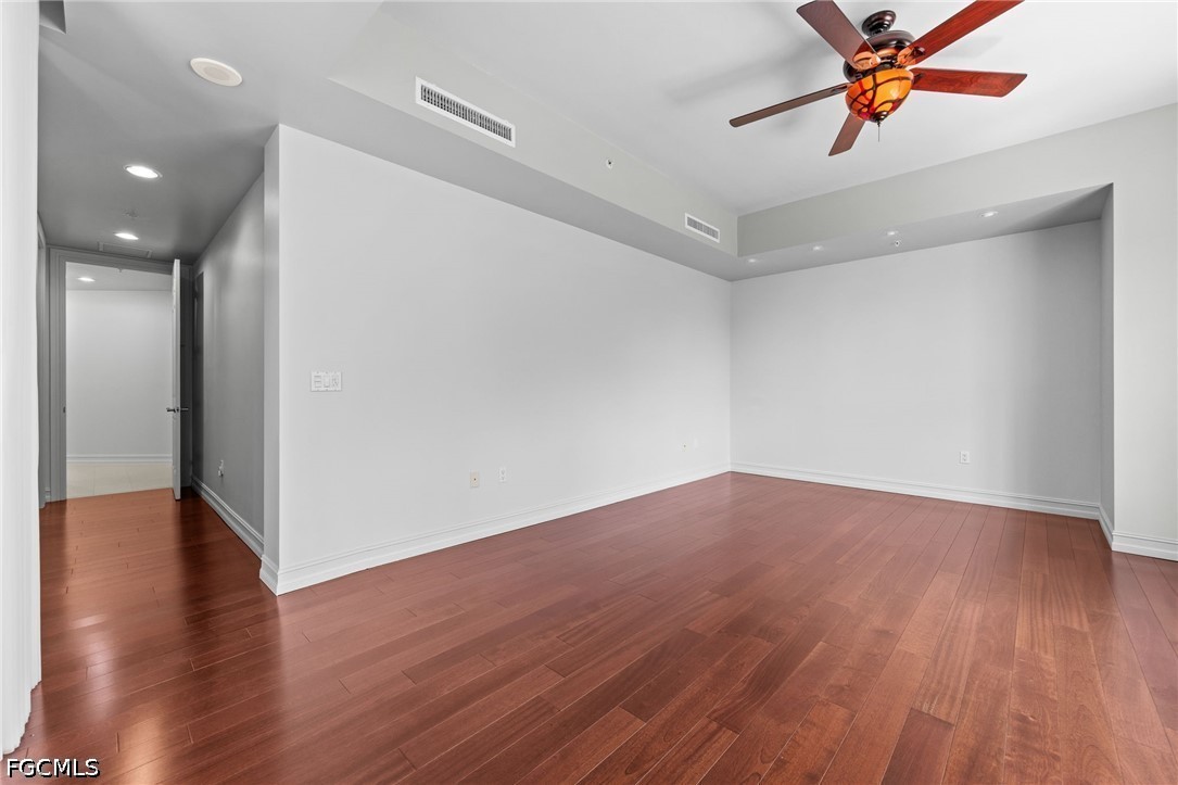4 Bed Waterfront Home for Sale in Fort Myers, photo 25