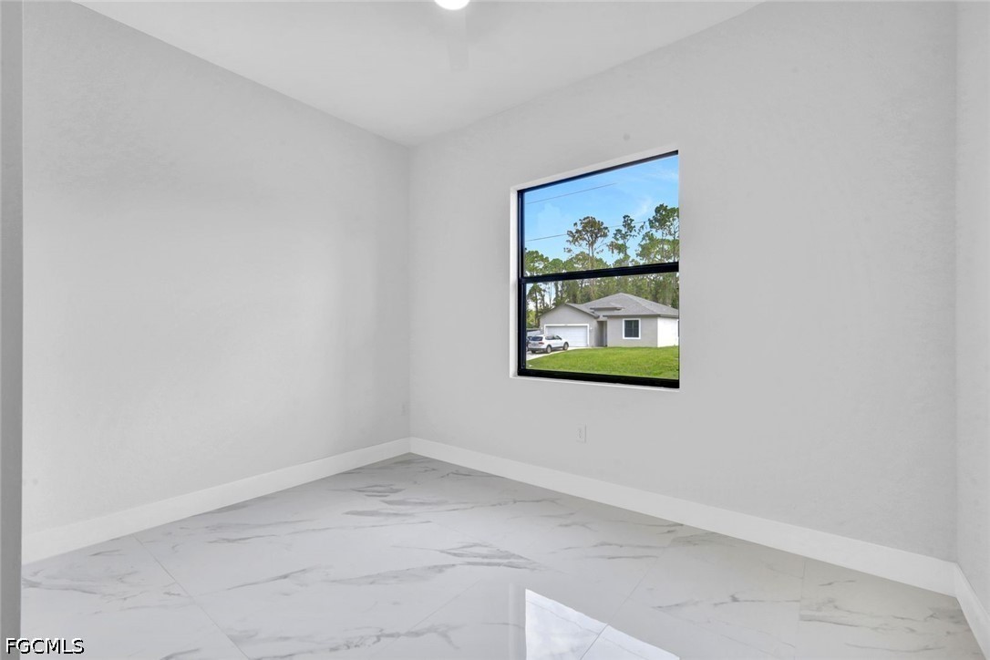 4 Bed SingleFamilyResidence for Sale in Labelle, FL — photo 25