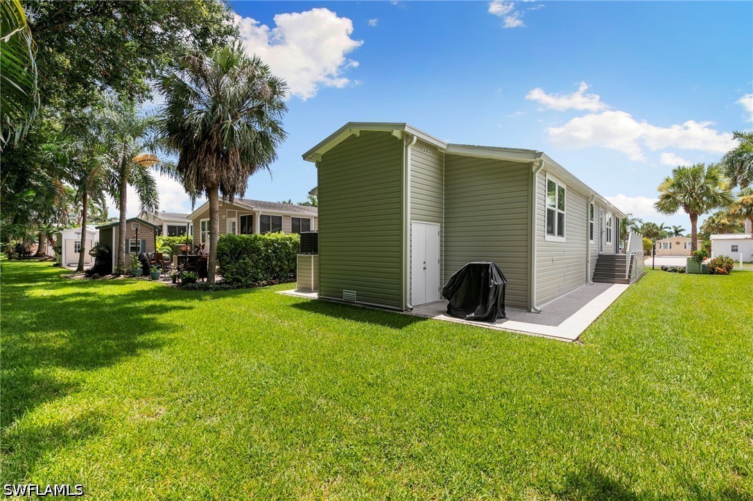 2 Bed ManufacturedHome for Sale in Naples, FL, $379,900 — photo 25