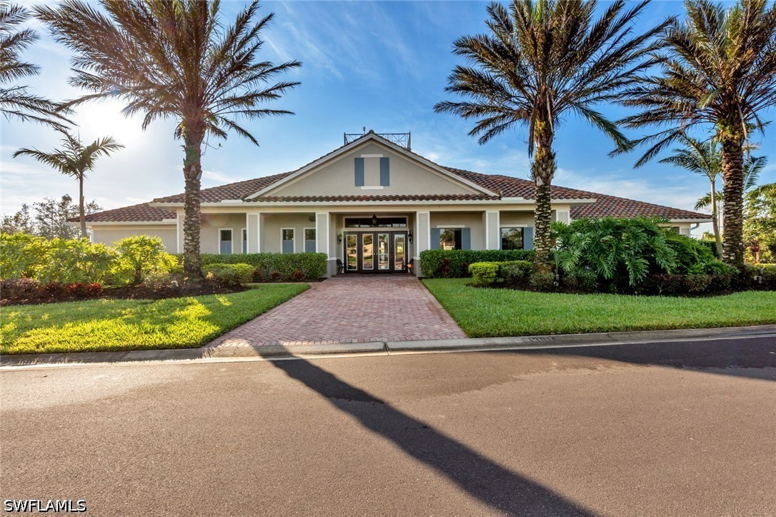 Waterfront Home for Sale in Fort Myers, FL, $349,000 — photo 25
