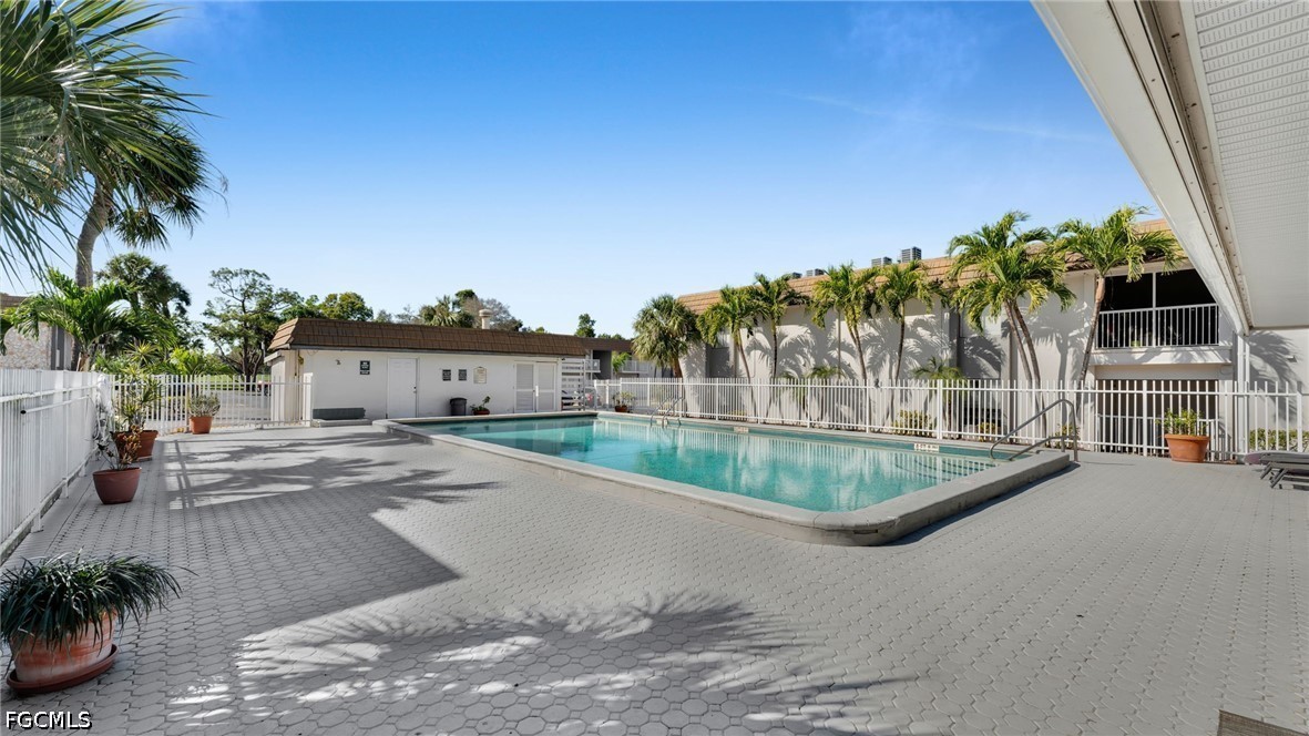 1 Bed Condominium for Sale in Green Tee Village, FL, $1,200 — photo 25