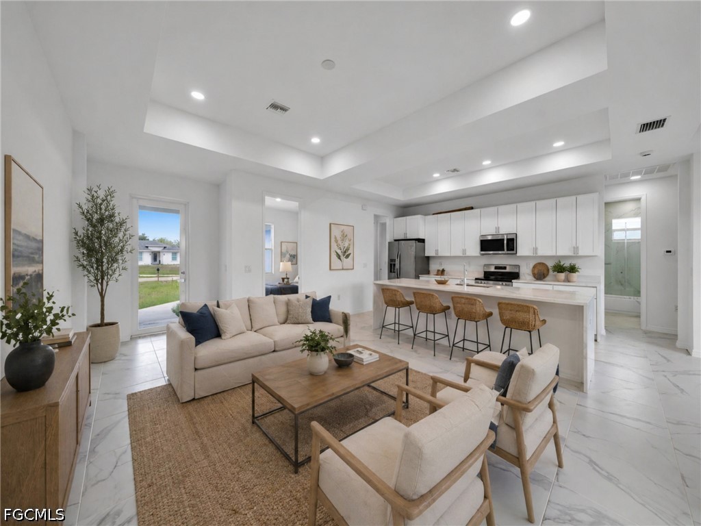 4 Bed SingleFamilyResidence for Sale in Lehigh Acres, photo 25