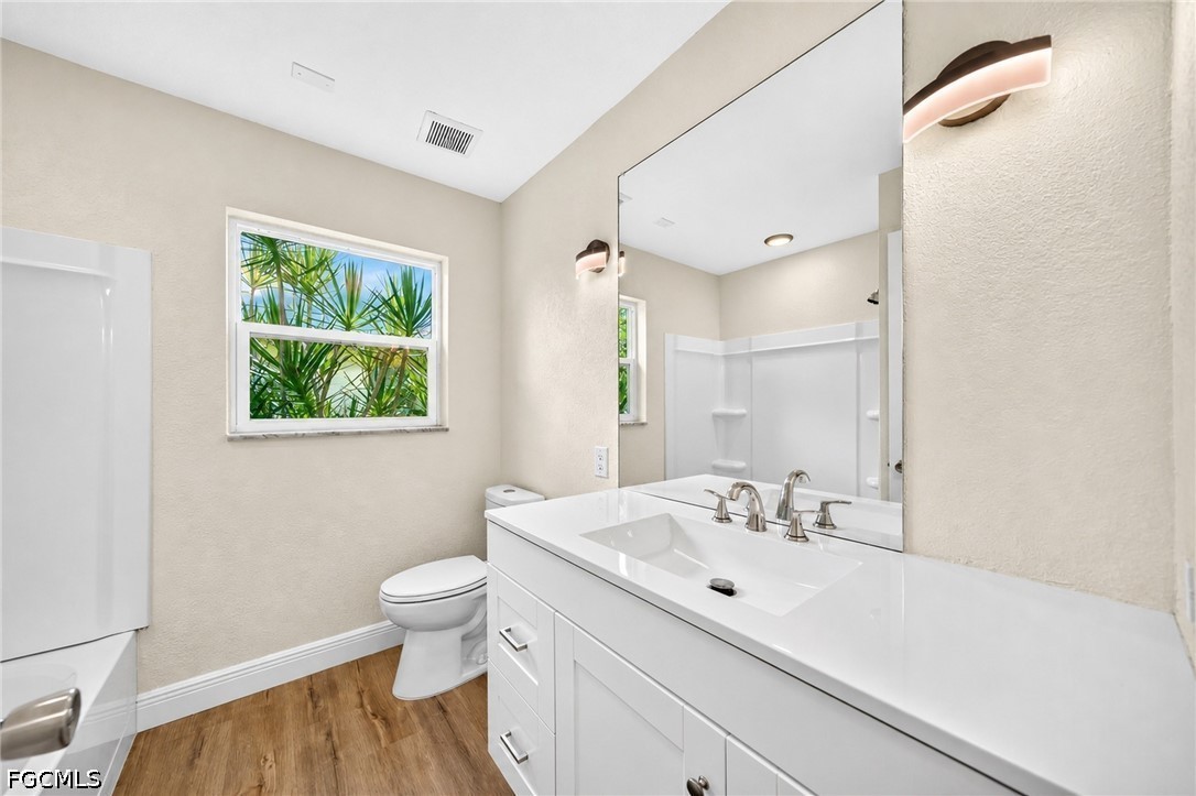 3 Bed Pool Home for Sale in Cape Coral, photo 25