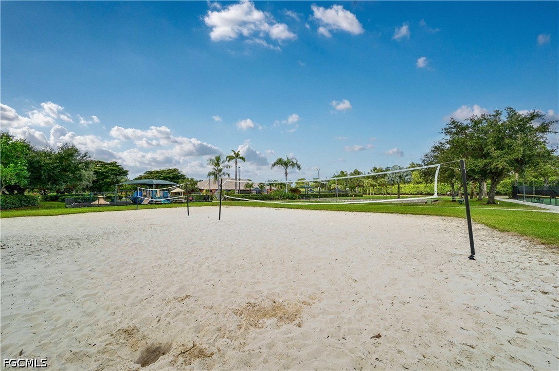 2 Bed Condominium for Sale in Stoneybrook, photo 25