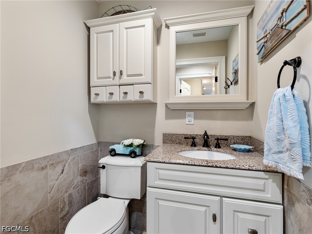 3 Bed Pool Home for Sale in Palm Acres, photo 25