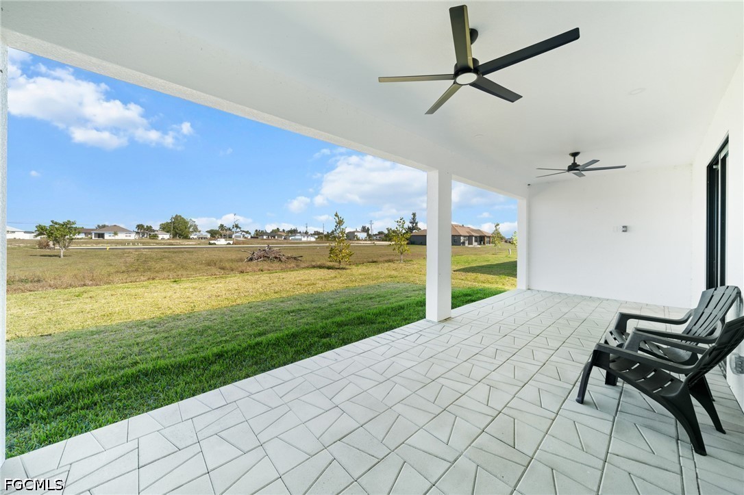 3 Bed SingleFamilyResidence for Sale in Cape Coral, photo 25