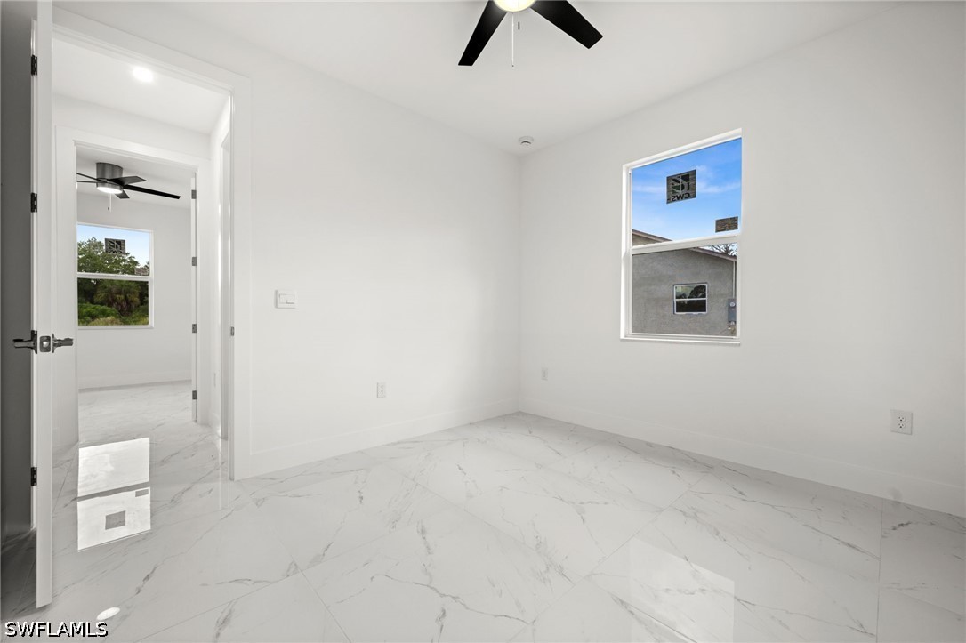 3 Bed SingleFamilyResidence for Sale in Lehigh Acres, photo 25