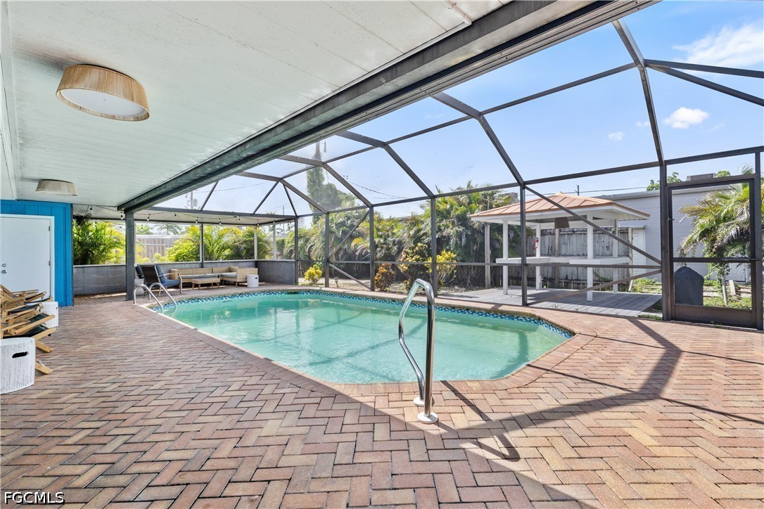 3 Bed Pool Home for Sale in Palmlee Park, photo 25
