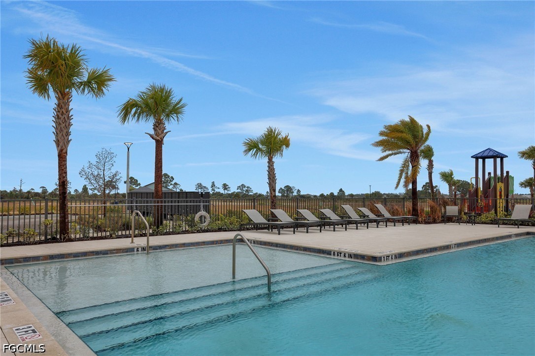 3 Bed SingleFamilyResidence for Sale in Creekside Run, photo 25