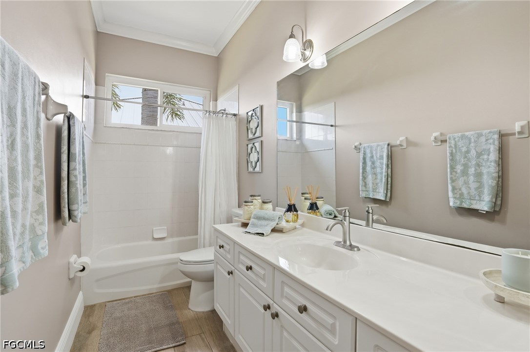 5 Bed Pool Home for Sale in Cape Coral, photo 25