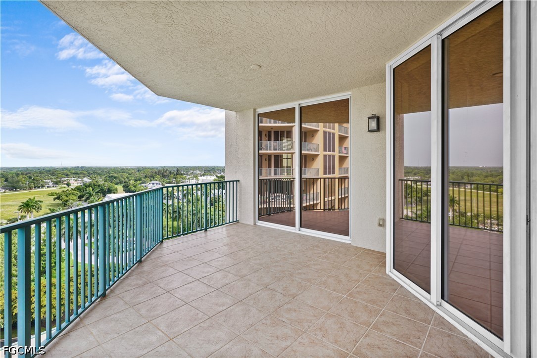 3 Bed Waterfront Home for Sale in North Star Yacht Club, photo 25