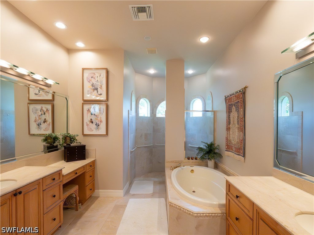 3 Bed Pool Home for Sale in Naples, photo 25