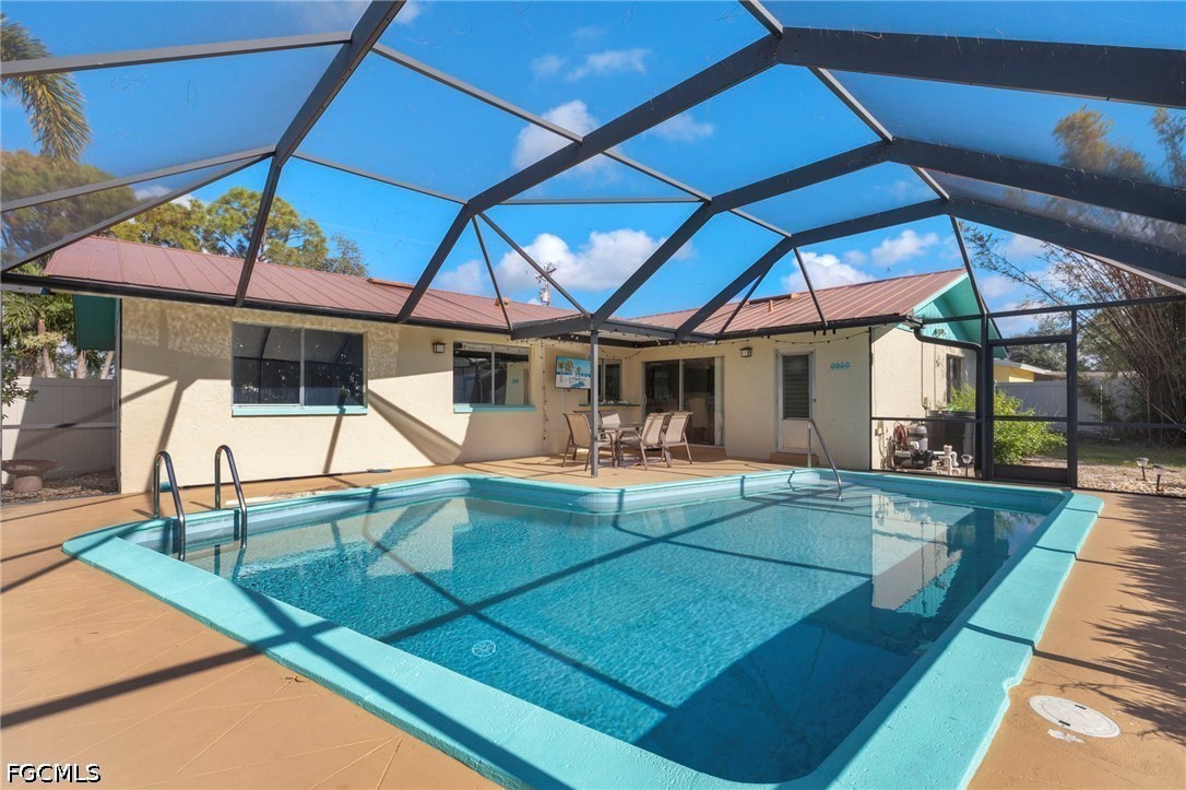 3 Bed Pool Home for Sale in Cape Coral, photo 25