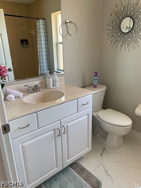 3 Bed Waterfront Home for Sale in Cape Coral, photo 25