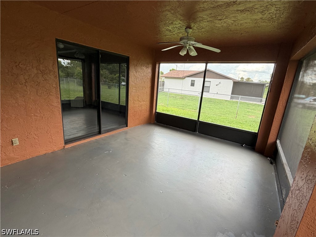 3 Bed SingleFamilyResidence for Sale in Lehigh Acres, photo 25