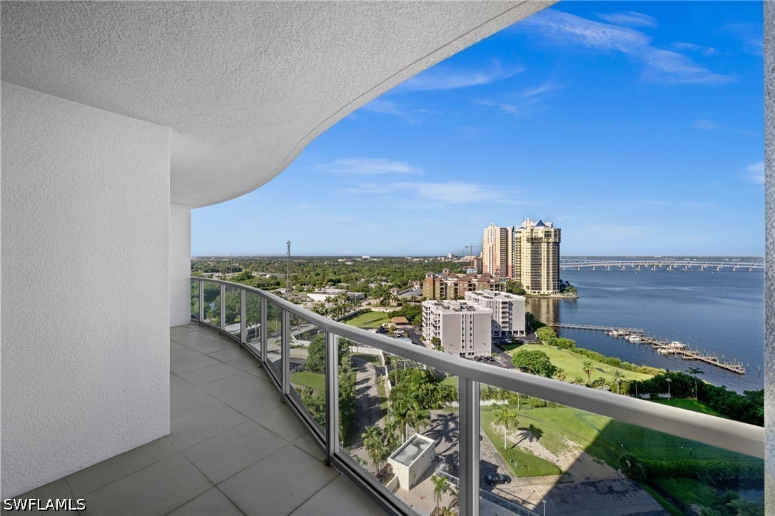 2 Bed Waterfront Home for Sale in Oasis, photo 25