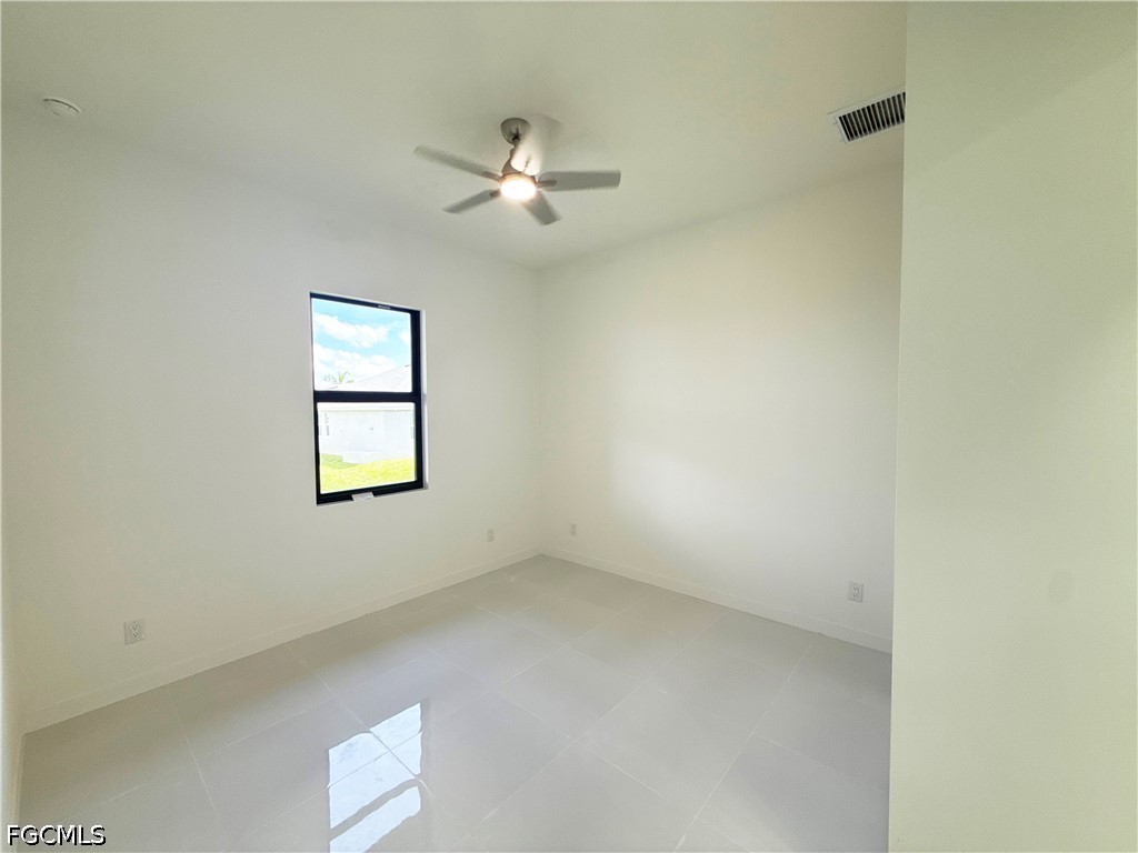 4 Bed SingleFamilyResidence for Sale in Cape Coral, photo 25