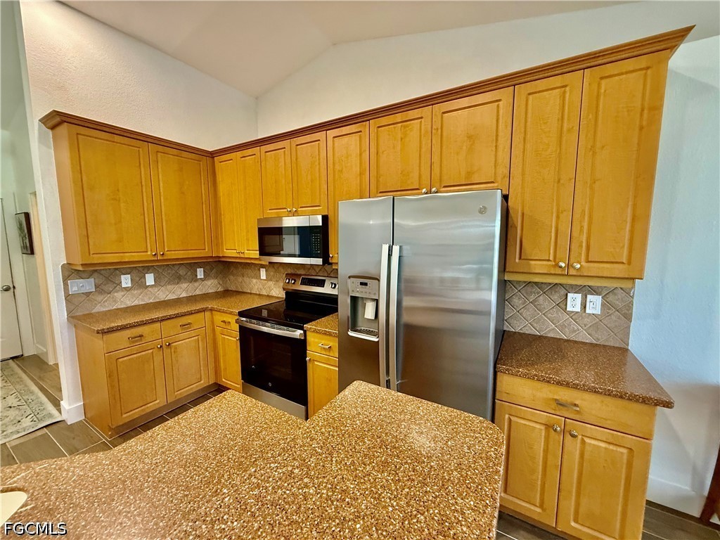 3 Bed Pool Home for Sale in Lehigh Acres, photo 25