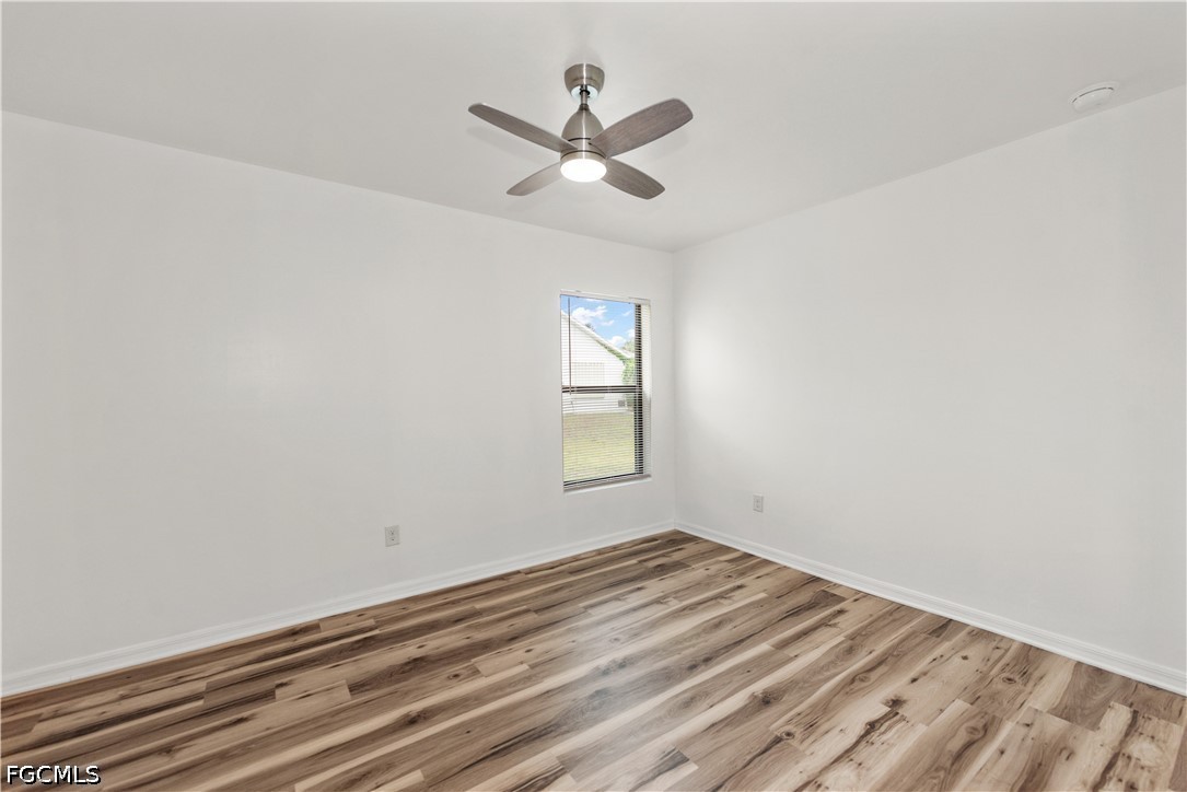 3 Bed Waterfront Home for Sale in Cape Coral, photo 25