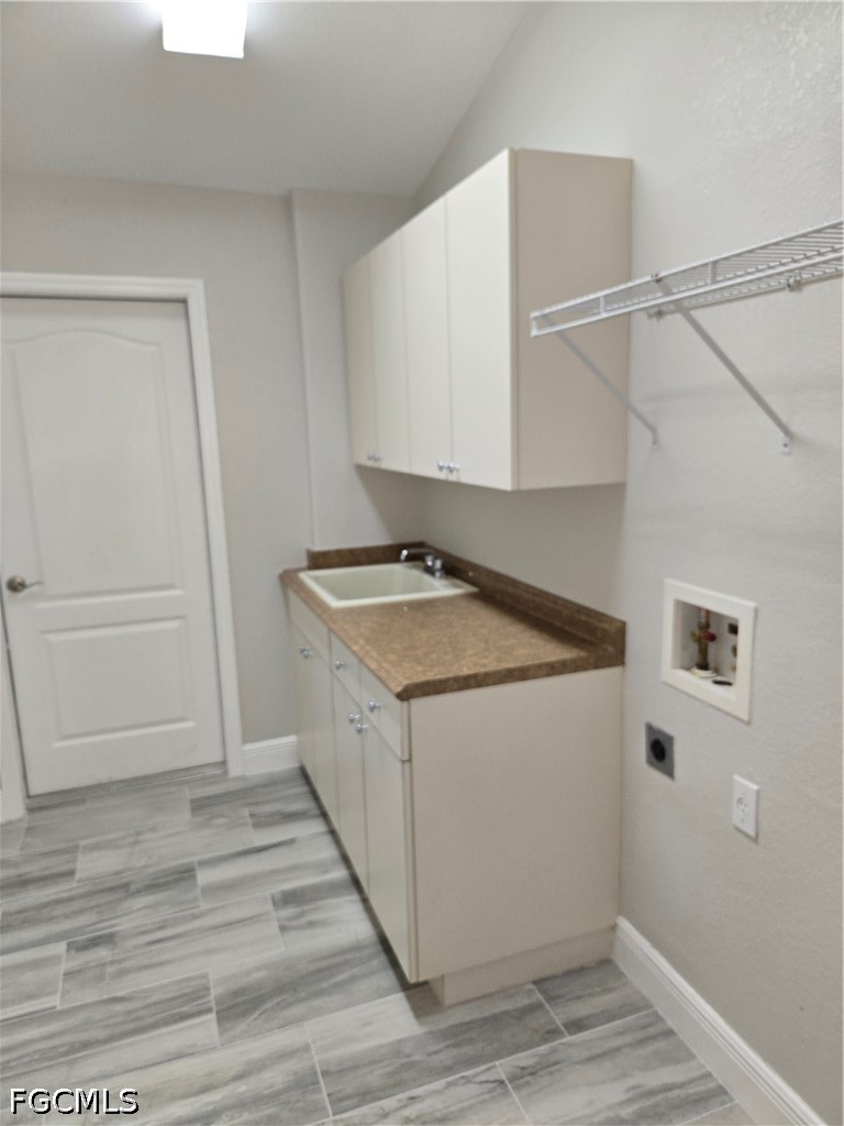 3 Bed Pool Home for Sale in Cape Coral, photo 25