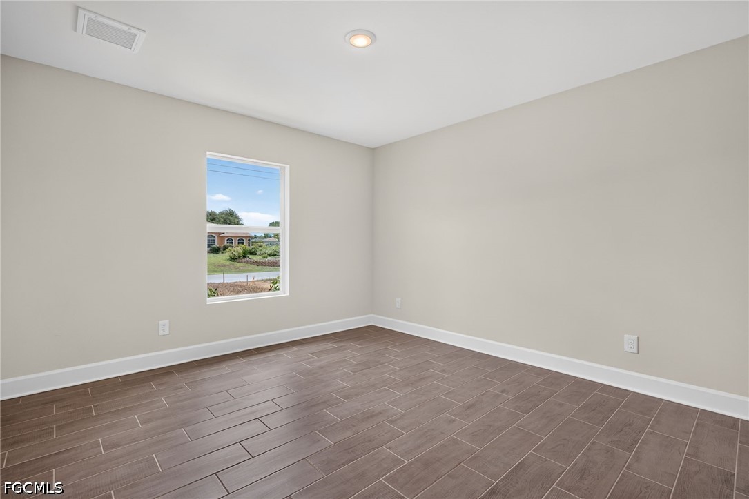 4 Bed Waterfront Home for Sale in Cape Coral, photo 25