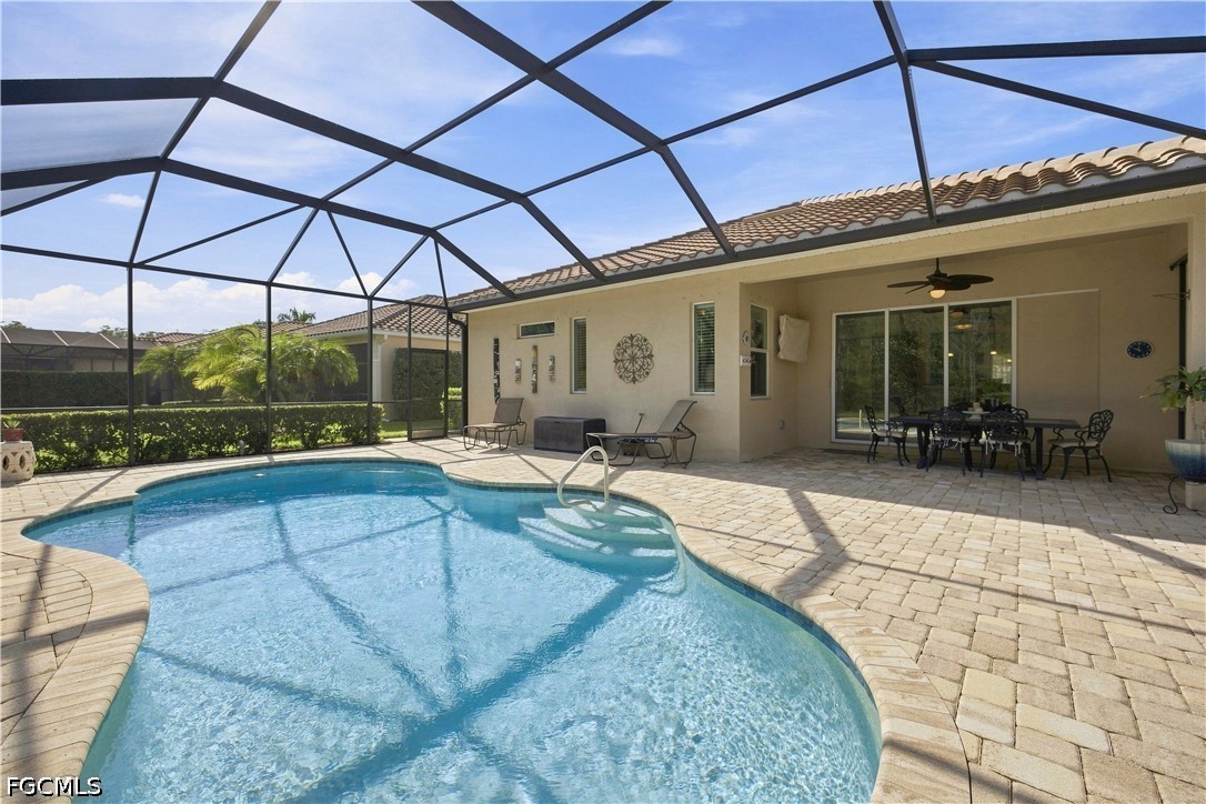 3 Bed Pool Home for Sale in Somerset, photo 25