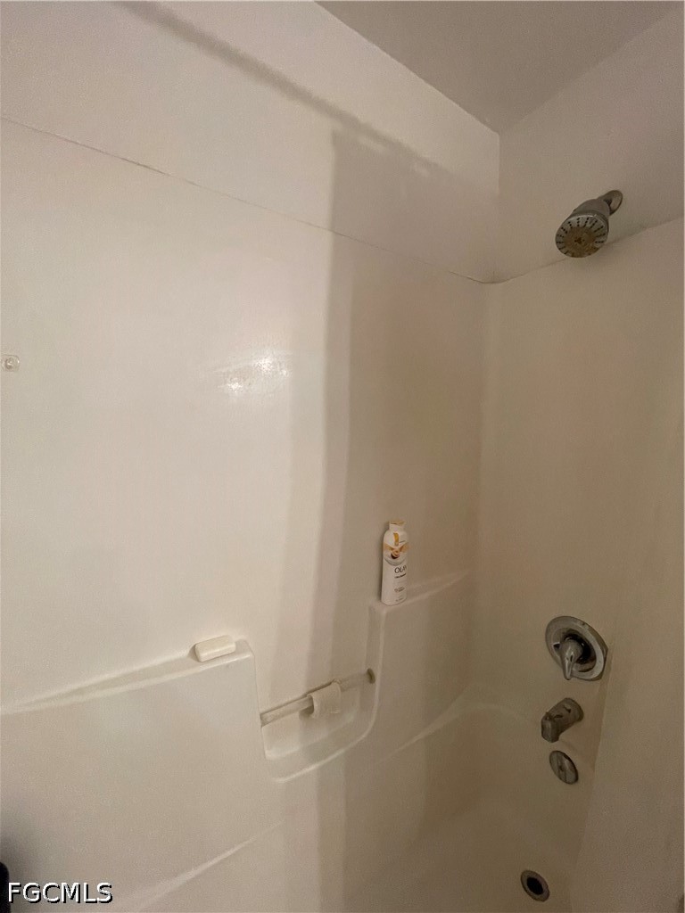 3 Bed SingleFamilyResidence for Sale in Lehigh Acres, photo 25