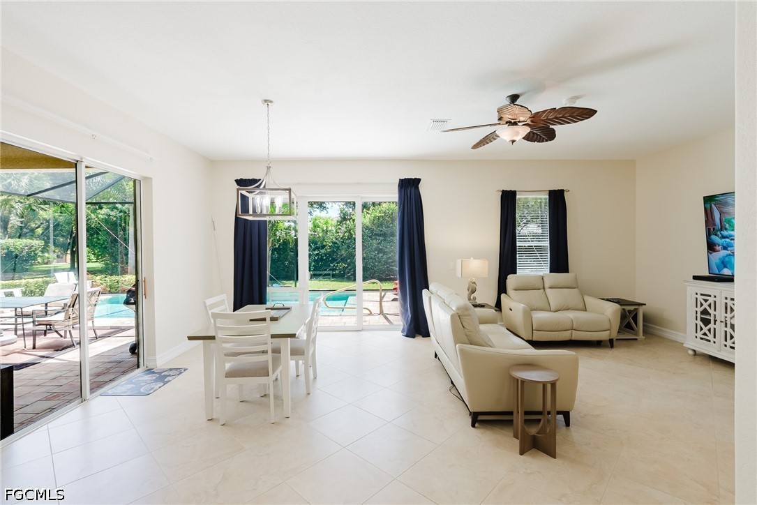 3 Bed Pool Home for Sale in Stoneybrook, photo 25