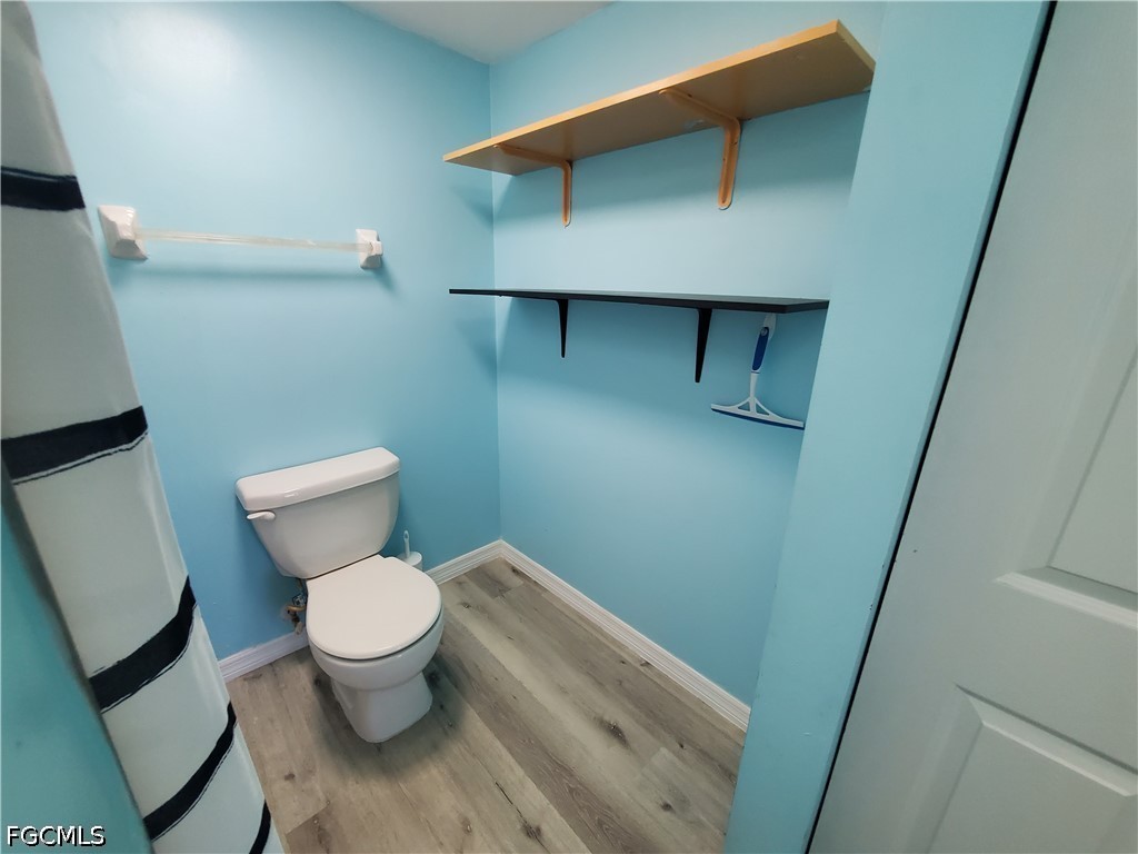 2 Bed Condominium for Sale in North Fort Myers, photo 25
