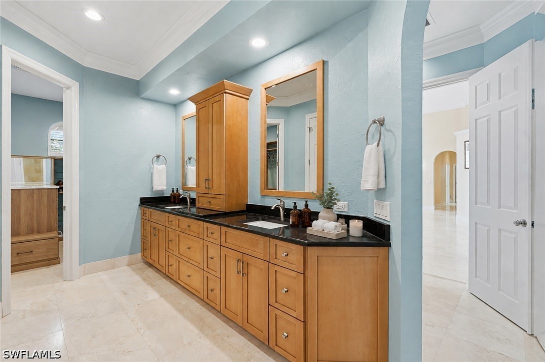 3 Bed Pool Home for Sale in Sanctuary, photo 25