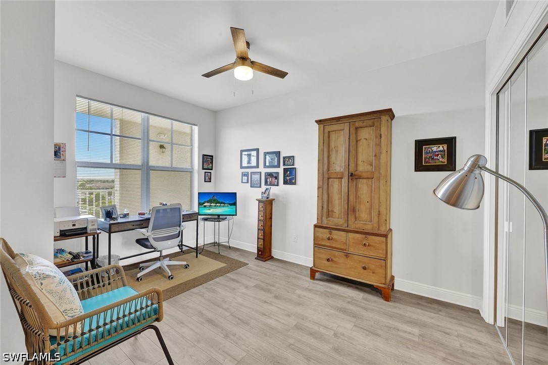 3 Bed Waterfront Home for Sale in The Carlysle, photo 25