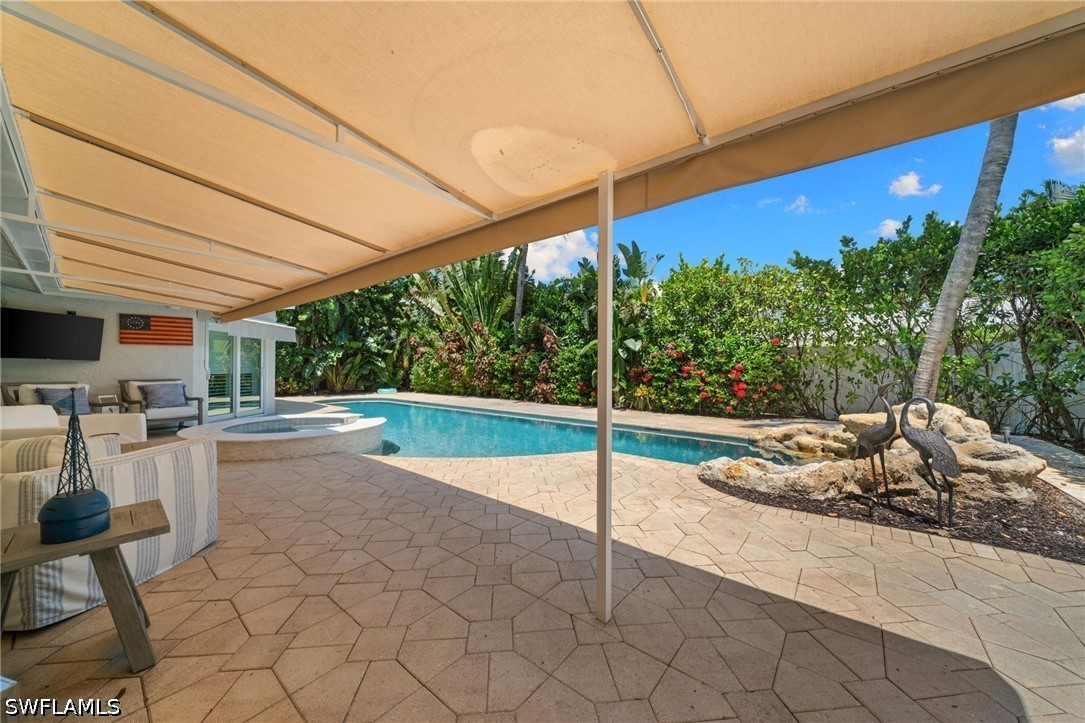 3 Bed Pool Home for Sale in Olde Naples, photo 25