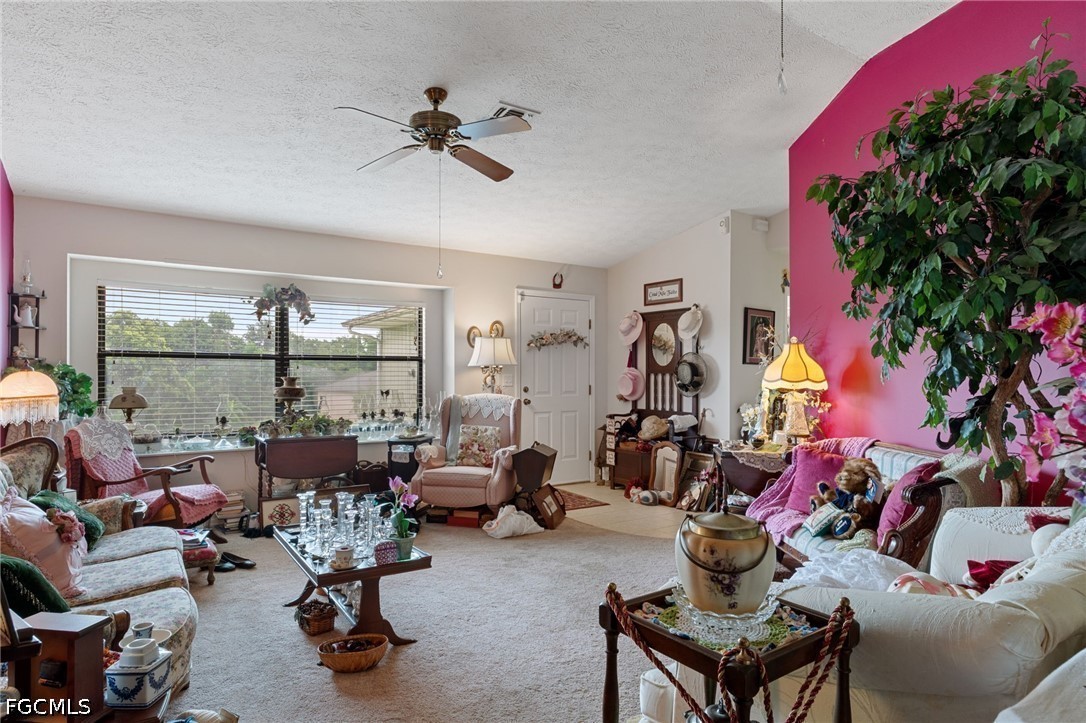 3 Bed SingleFamilyResidence for Sale in Acreage, photo 25