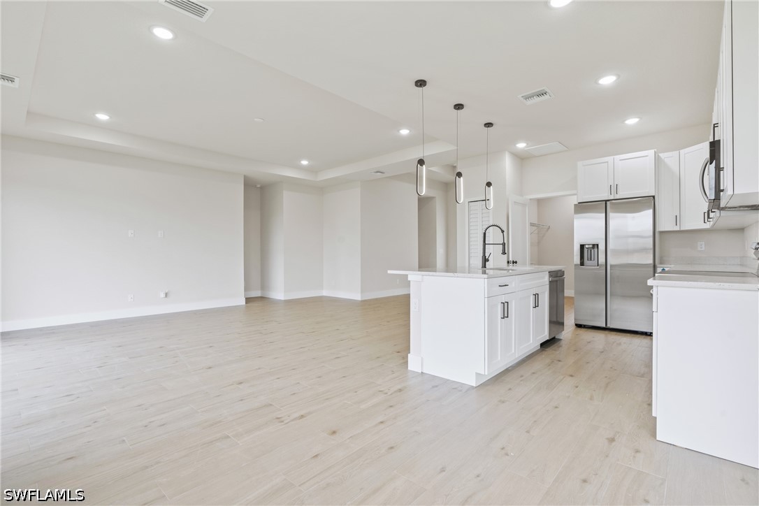 4 Bed SingleFamilyResidence for Sale in Lehigh Acres, photo 25