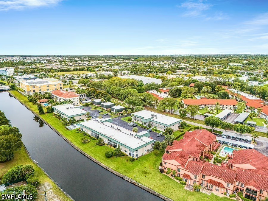 2 Bed Waterfront Home for Sale in Naples, photo 25