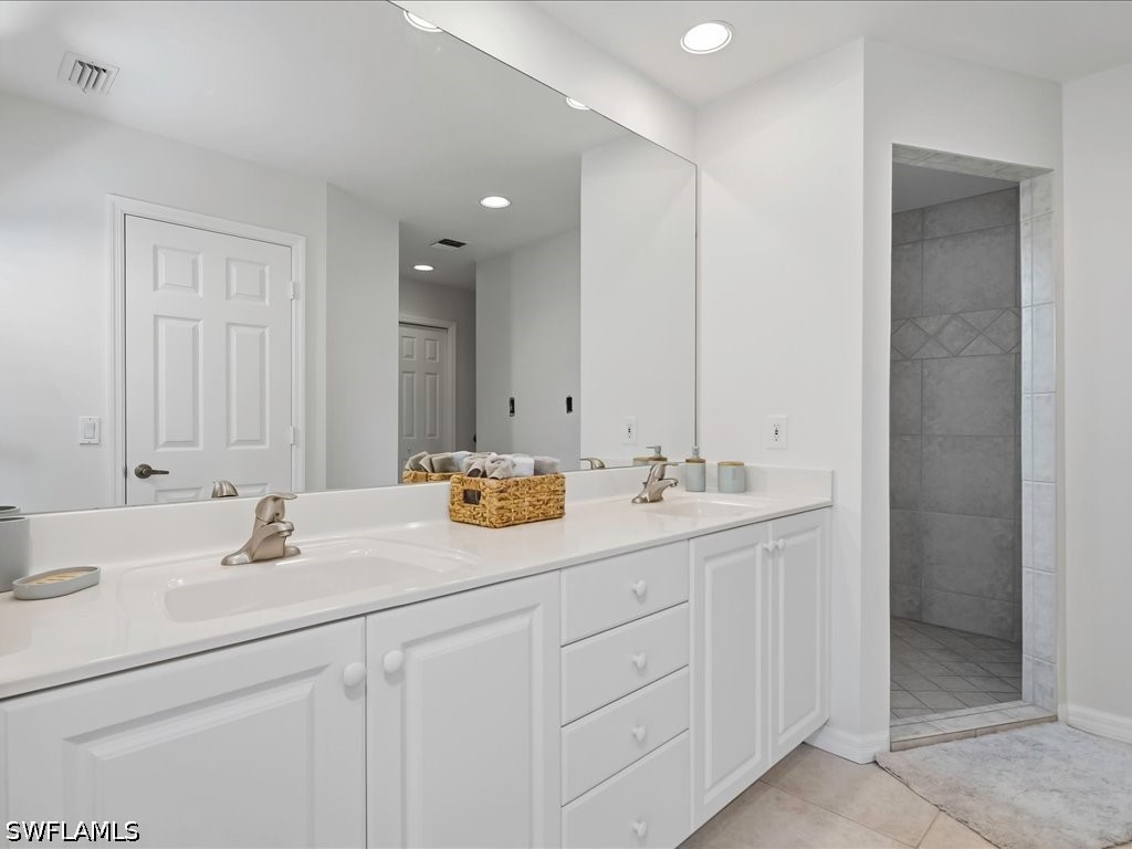 4 Bed Pool Home for Sale in Marco Island, photo 25