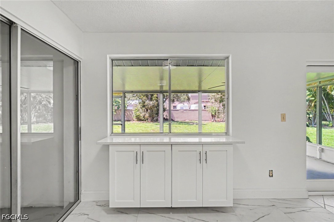 2 Bed SingleFamilyResidence for Sale in Cape Coral, photo 25