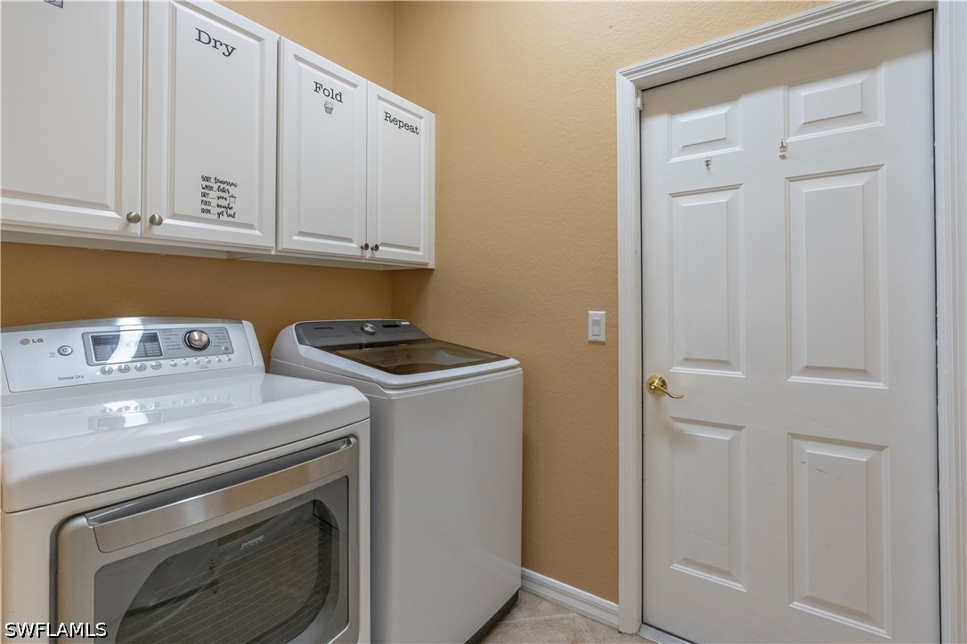 4 Bed Pool Home for Sale in Stoneybrook, photo 25