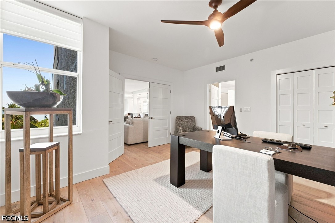 3 Bed Waterfront Home for Sale in The Shores, photo 25