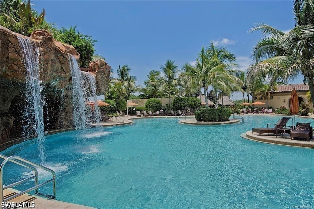 3 Bed Waterfront Home for Sale in Naples, photo 25