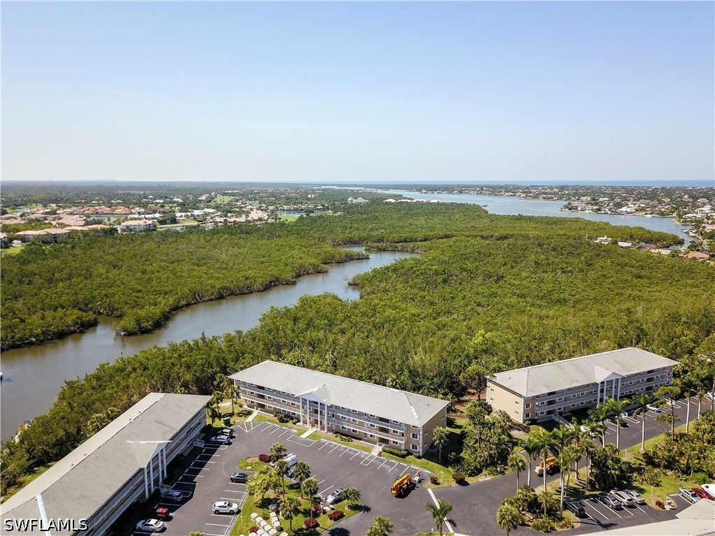 2 Bed Waterfront Home for Sale in Naples, photo 25