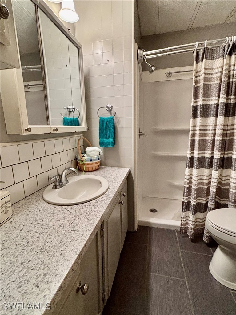 2 Bed ManufacturedHome for Sale in North Fort Myers, FL — photo 26